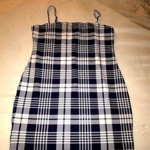 Summer Breeze: Blue and White Plaid Dress with Adjustable Straps